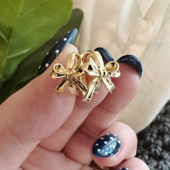 Anthropologie Jewelry - Gold Bow Earrings